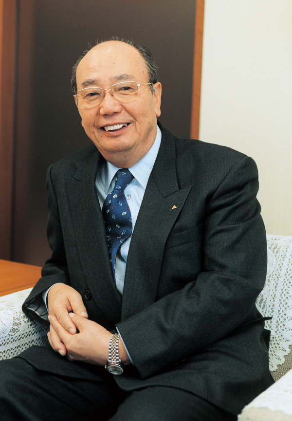 代表取締役会長兼社長 大坪 清