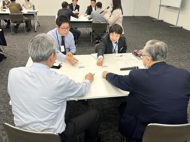 ライン長を対象とした「両立支援マネジメント研修」を実施しました